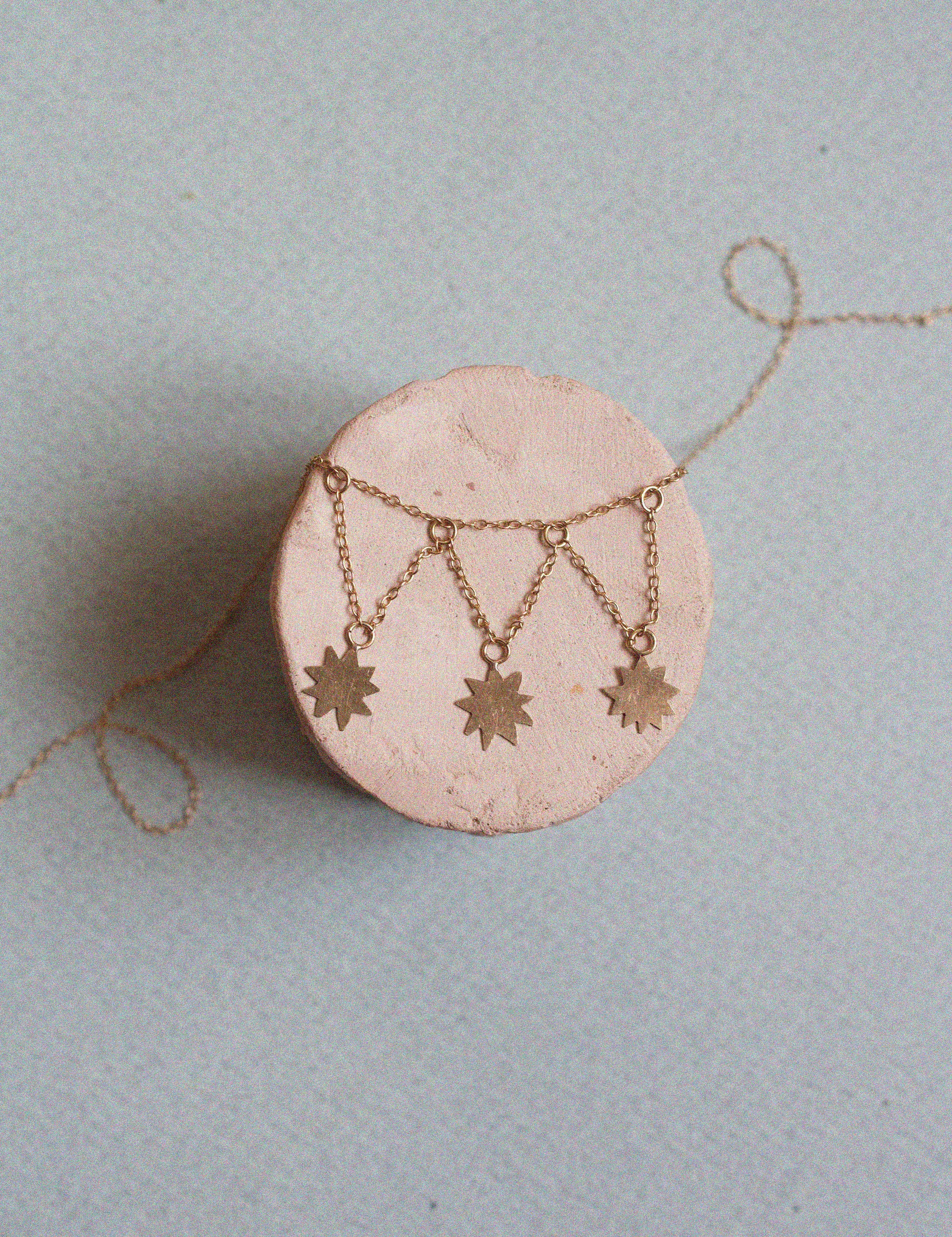 Starry Kirdan Necklace