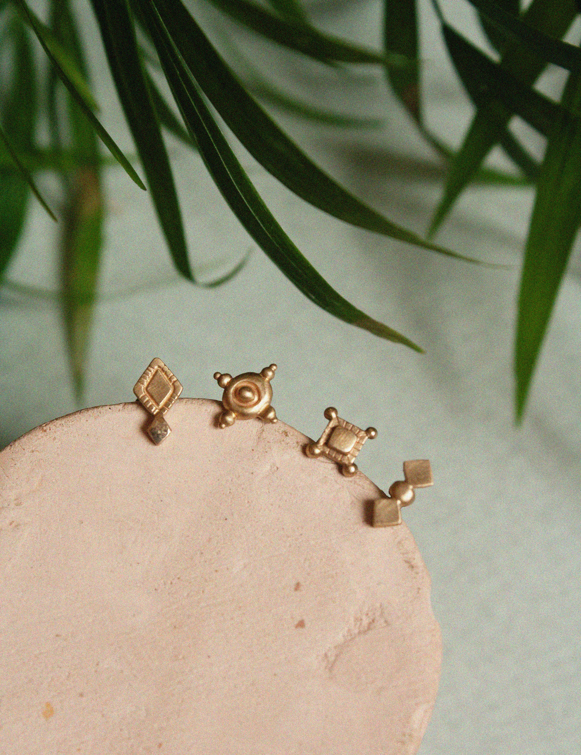 Siwa Studs
