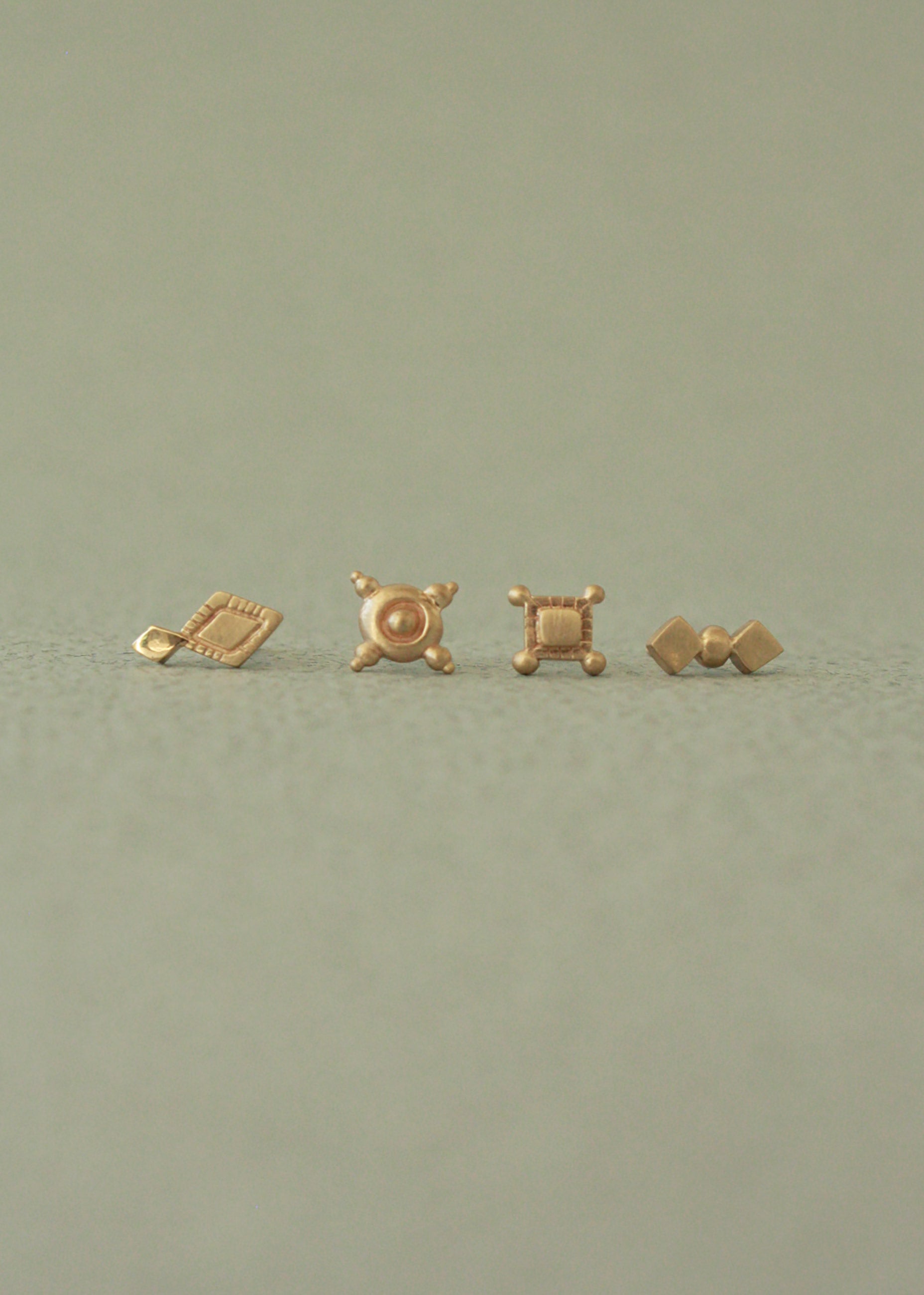 Siwa Studs